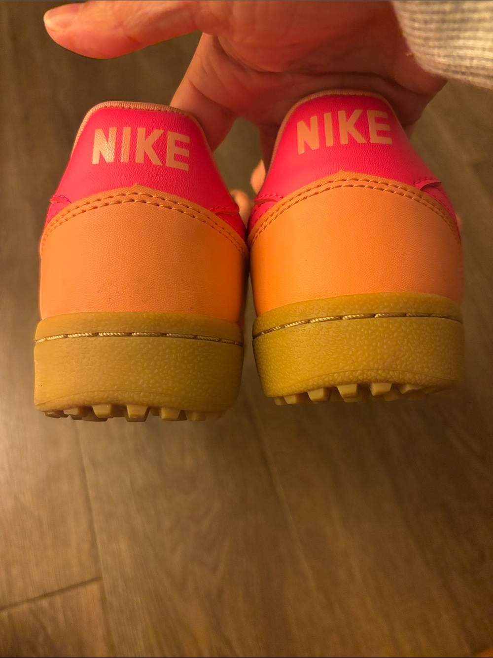 Nike Pink Field Generals - Picture 4 of 4